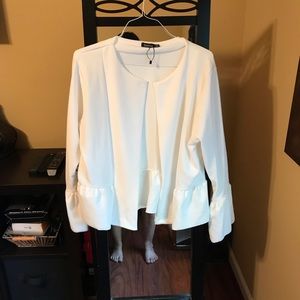 Open front bell sleeve blazer